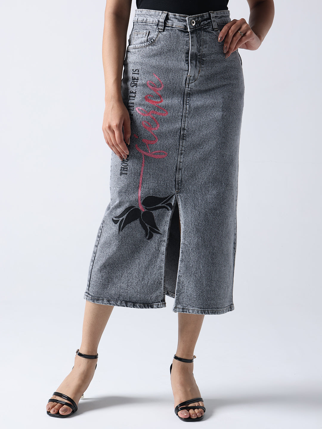Gotamoda poetic rose hand Painted denim skirt in gray with front slit and artistic floral print