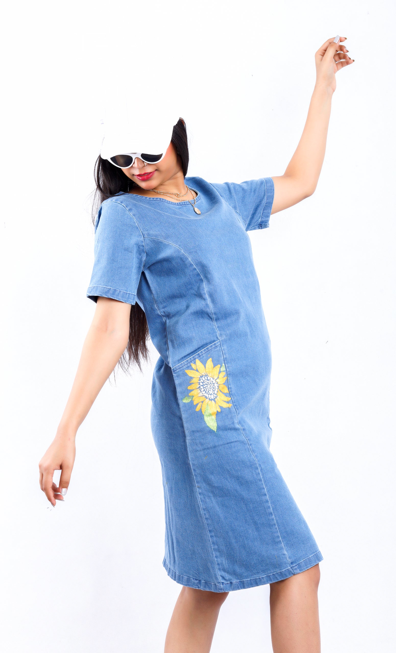 Gotamoda Sunflower Radiance Denim Dress with short sleeves and sunflower embroidery on pocket