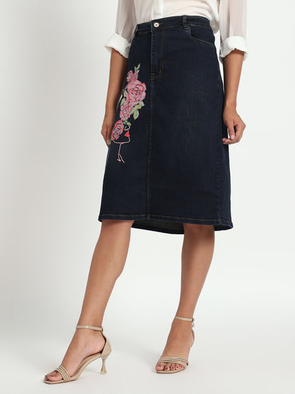 Gotamoda dark blue Denim Skirt with floral embroidery and knee-length design