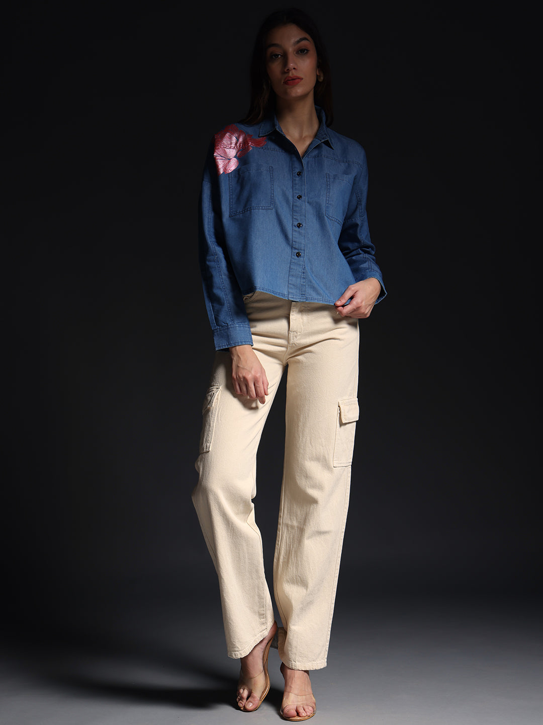 Gotamoda blue top jeans shirt with floral detail paired with cream cargo pants and nude heels