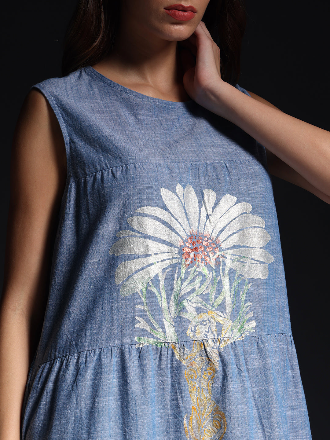 Gotamoda sleeveless maxi dress in blue with large white floral print on front